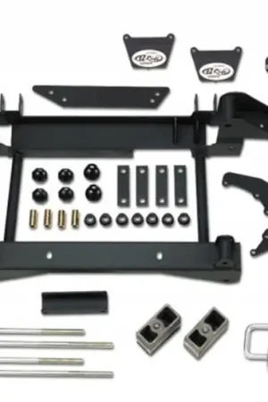 Tuff Country 01-06 Chevy Silverado 3500 4x4 6in Lift Kit (w/1pc Sub Frame No Shocks) Must Have