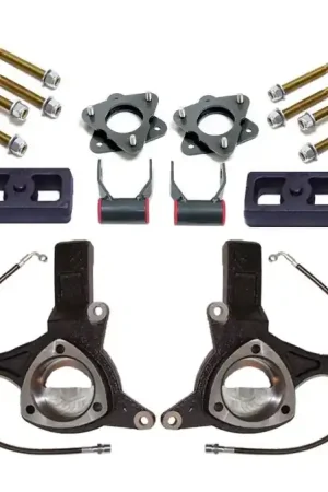 MaxTrac 16-18 GM C1500 2WD w/Stamped Steel. Susp. 7in/4in MaxPro Spindle Lift Kit w/MaxTrac Shocks Hot Picks