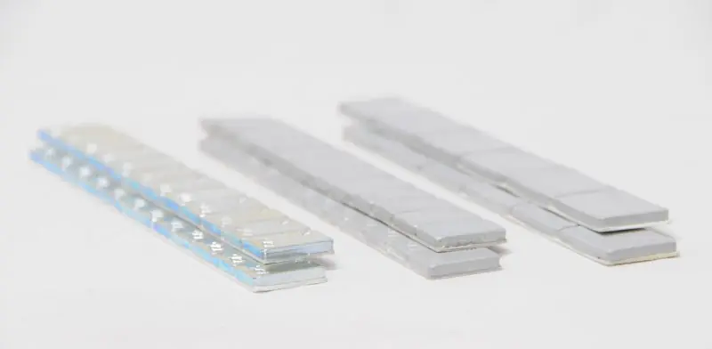 Must Have Wheel Mate Spiked Lug Nuts Set of 32 - Black 9/16in