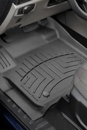 Low Price WeatherTech 17-19 Ford F250/F350/F450/F550 Reg. Cab Front FloorLiner HP - Black